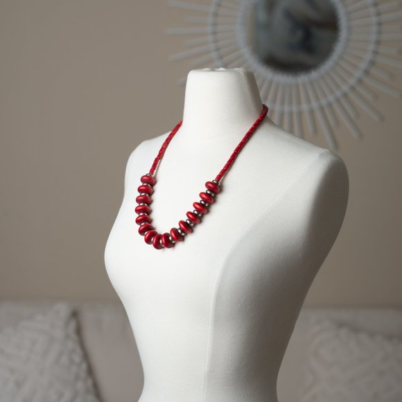 Vintage Red Wood Beads and Metal Necklace - Picture 3 of 6